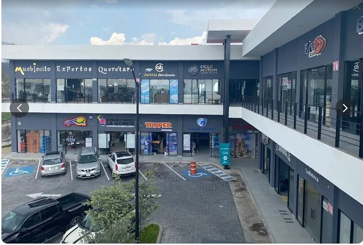 LOCALES COMERCIALES EN VENTA Y RENTA ZAKIA