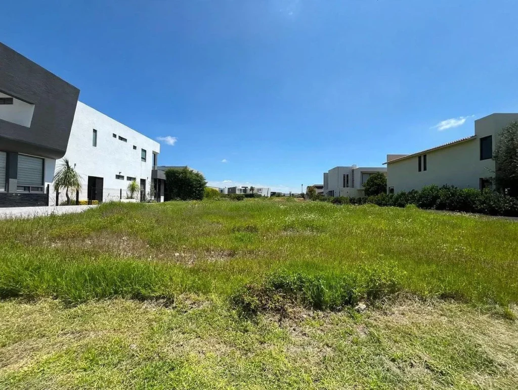 TERRENOS EN VENTA DENTRO DE CAMPANARIO