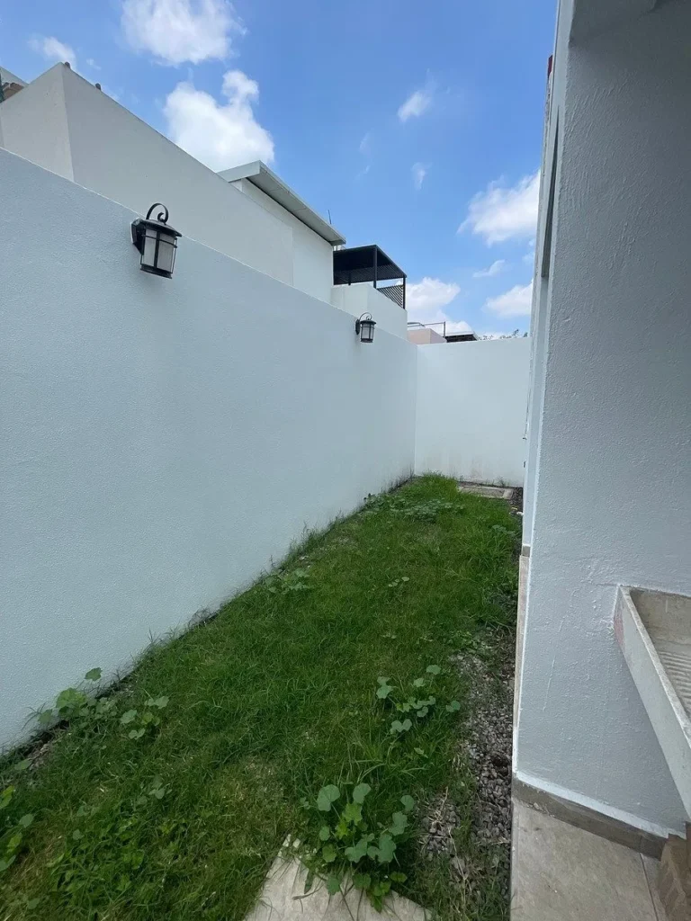 CASA EN RENTA EN EL MIRADOR