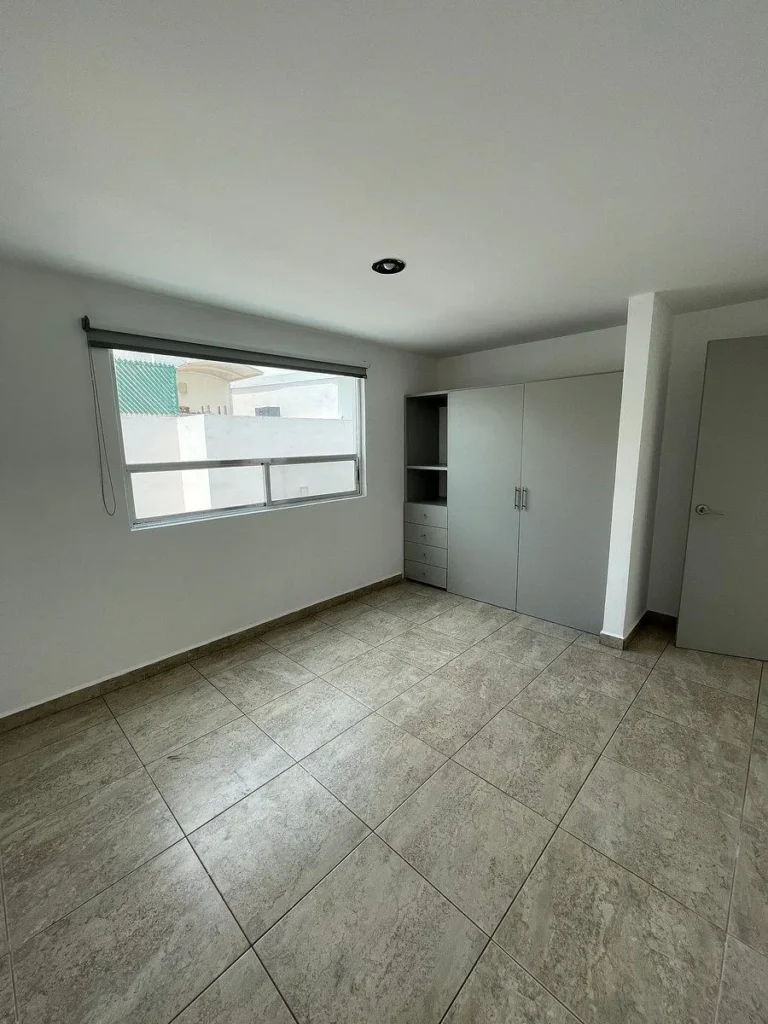 CASA EN RENTA EN EL MIRADOR
