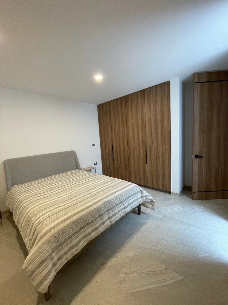 CASA AMUEBLADA EN RENTA EN ZIBATA