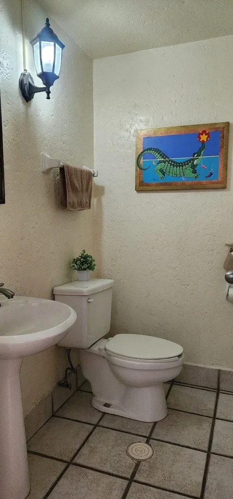 Casa en Venta en Prados de La Capilla | Ubicación Céntrica en Esquina