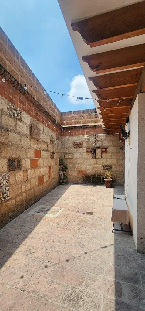 Casa en Venta en Prados de La Capilla | Ubicación Céntrica en Esquina