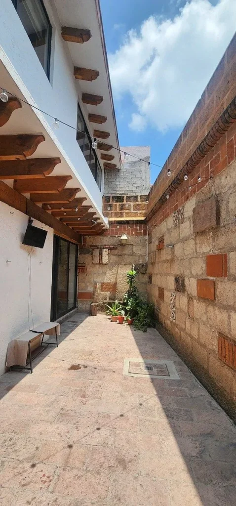 Casa en Venta en Prados de La Capilla | Ubicación Céntrica en Esquina