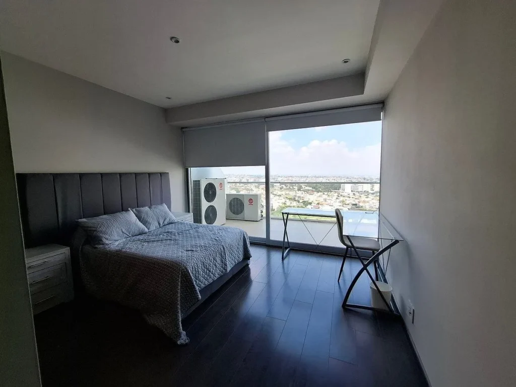 Renta de Departamento Amueblado en Central Park, Querétaro