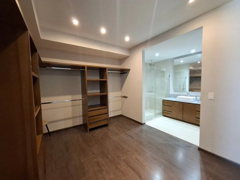 Renta de Departamento Amueblado en Central Park, Querétaro